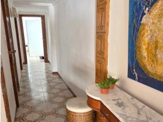 APARTAMENTO CÉNTRICO CON GRAN POTENCIAL EN EL CORAZÓN DE LA CIUDAD