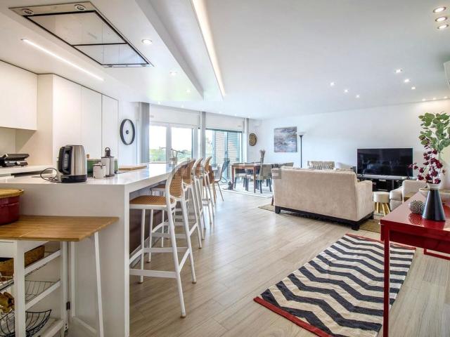 Apartamento, Charneca da Caparica e Sobreda