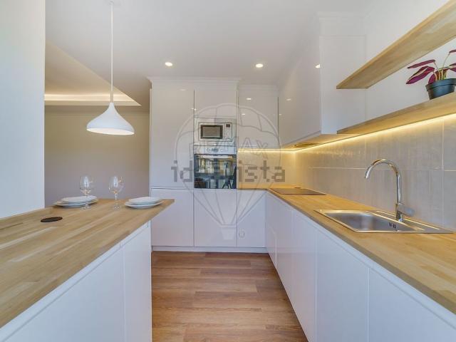 Apartamento, Charneca da Caparica e Sobreda