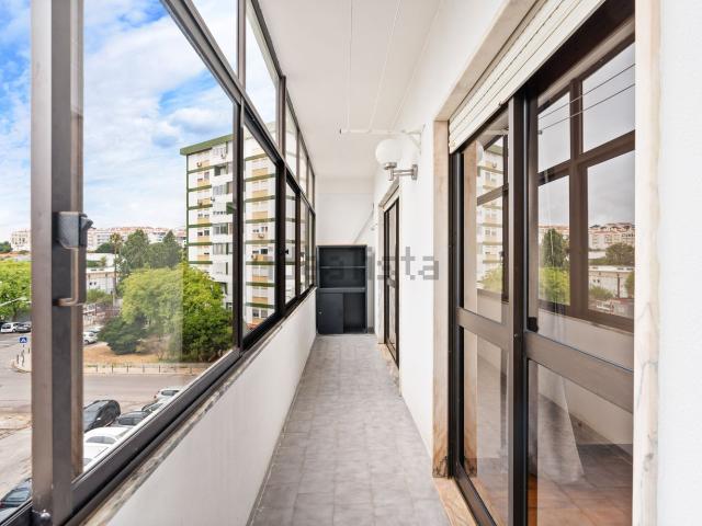 Apartamento, Charneca da Caparica e Sobreda