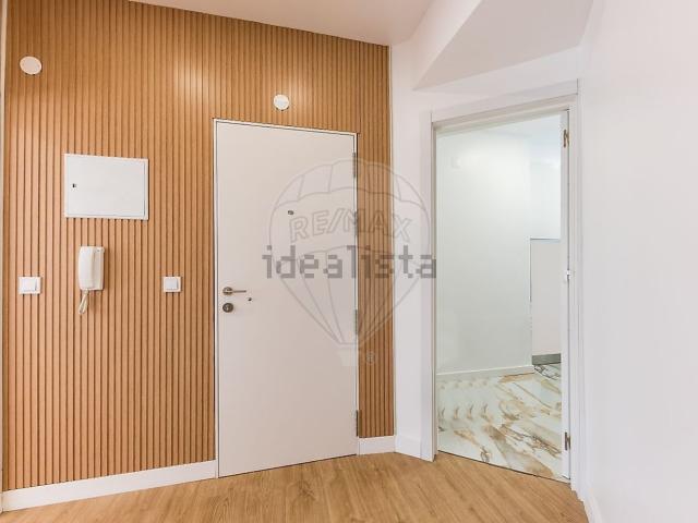 Apartamento, Charneca da Caparica e Sobreda