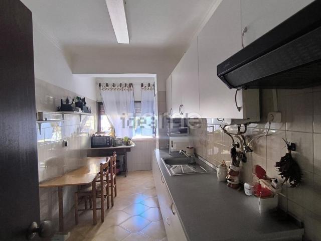 Apartamento, Charneca da Caparica e Sobreda