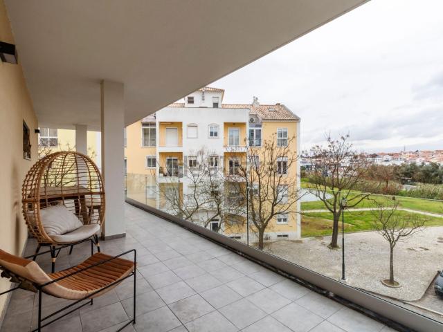 Apartamento, Charneca da Caparica e Sobreda