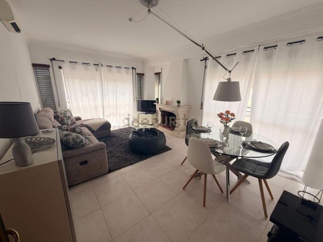 Apartamento, Charneca da Caparica e Sobreda