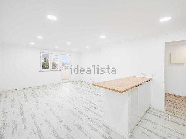 Apartamento, Charneca da Caparica e Sobreda