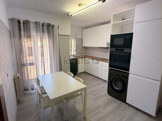 Apartamento, Charneca da Caparica e Sobreda