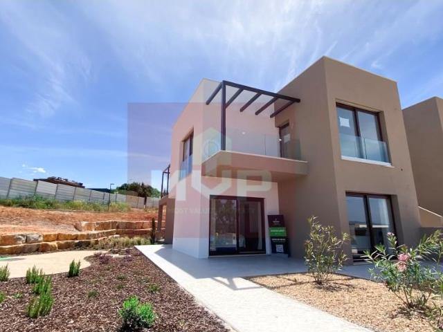 Apartamento com 1+2 Quartos perto da praia Carvoeiro, Algarv. 88m² Estômbar e Parchal