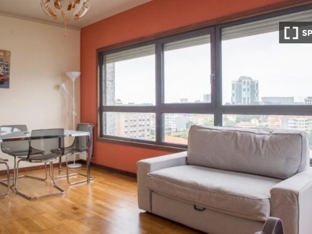 Apartamento com 1 quarto para arrendar no Porto
