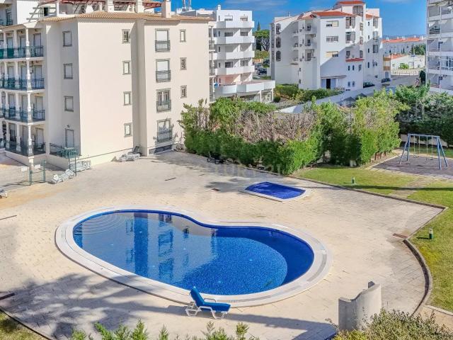 Apartamento com 2 Quartos e Piscina Albufeira