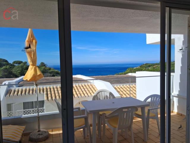 Apartamento com 2 quartos e vista mar Lagoa, Rocha Brava
