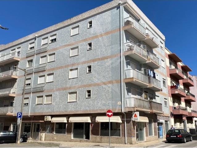 Apartamento com sótão no centro das Caldas da Rainha