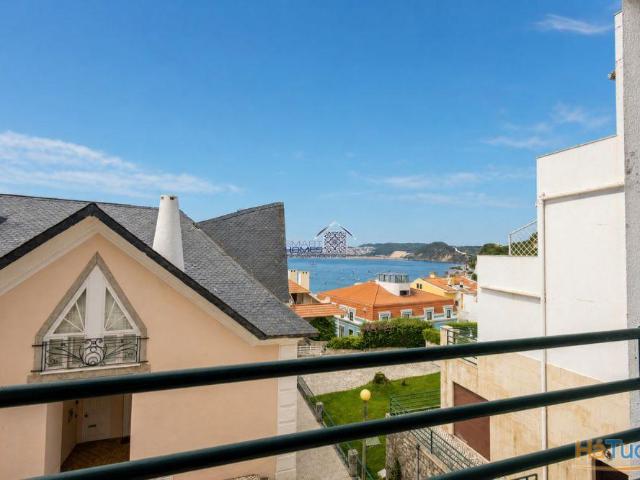Apartamento com piscina e vista a Baia | 26084094691