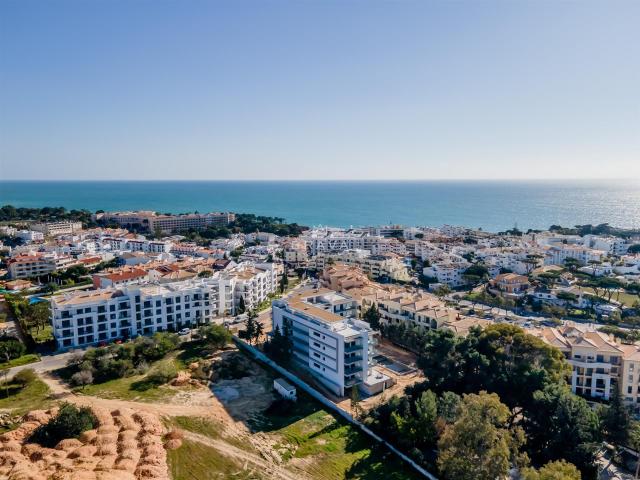 Apartamento com Terraço Vista Mar na Cobertura 165m² Albufeira Olhos de Água