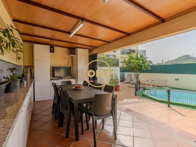 Apartamento com Terraço, Churrasqueira e Piscina na Venda do Pinheiro