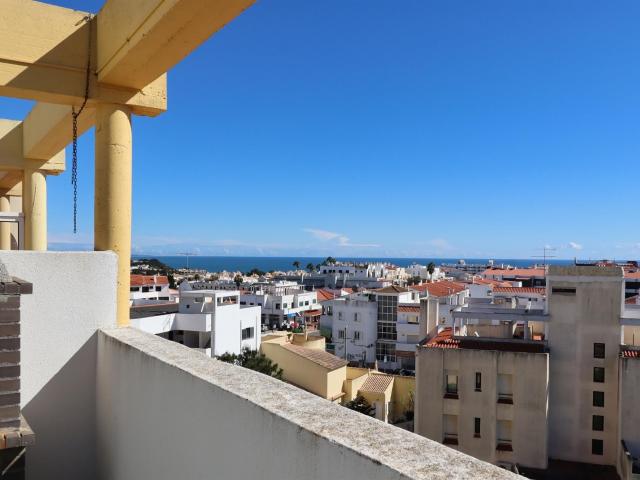 Apartamento com terraço e vista mar 102m² Albufeira Olhos de Água