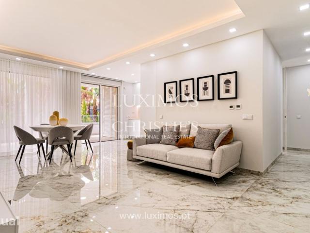 Apartamento, com terraço, para venda, em Lagos, Algarve
