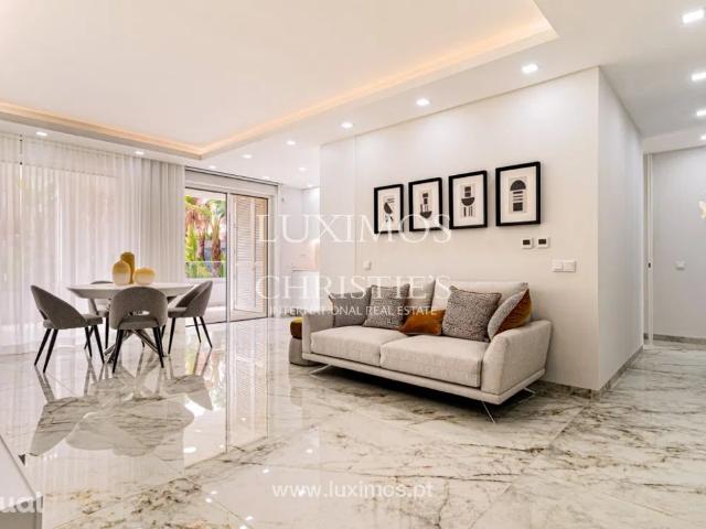 Apartamento, com terraço, para venda, em Lagos, Algarve