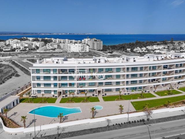 Apartamento com um quarto e um escritório, vista mar a junto a Praia Dona Ana,Lagos,Algarve