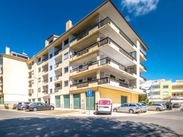Apartamento com vista mar na Costa da Guia, Cascais