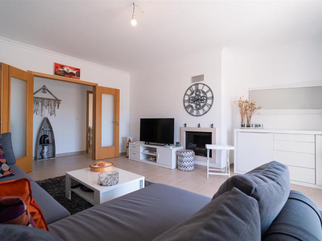 Apartamento com vista mar e garagem 93m² Nazaré
