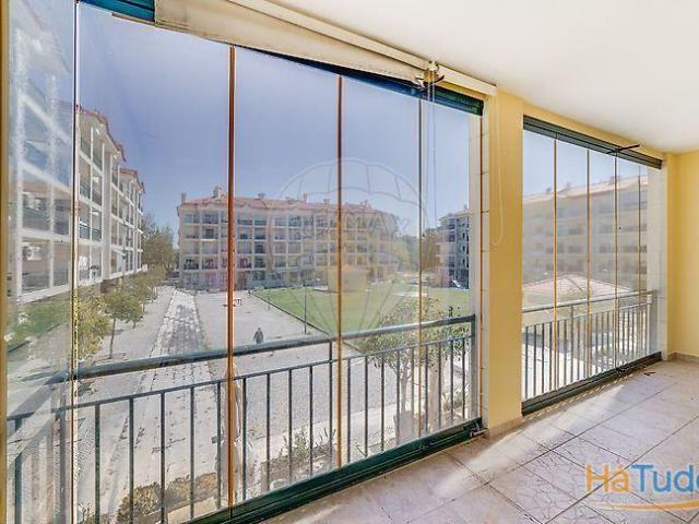 Apartamento, como novo, para arrendamento, Cascais Carcavelos e Parede | 26074085207