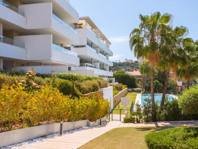 Apartamento Contemporáneo a Estrenar de 3 Dormitorios en La Reserva de Alcuzcuz, Benahavís