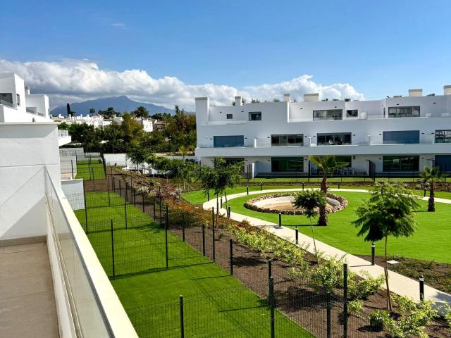 Apartamento Contemporáneo de 2 Dormitorios en Aquagardens, Bel Air