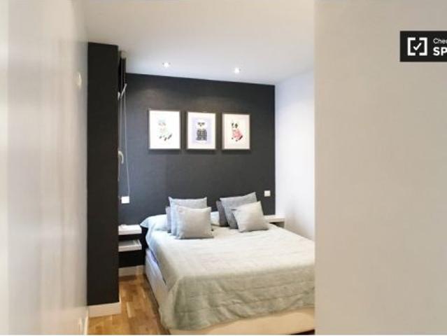 Apartamento contemporáneo de 2 dormitorios y 2 baños en alquiler cerca de Prado y Retiro