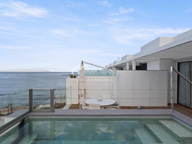 Apartamento con 3 dormitorios en Palm Mar en venta 156m² Arona