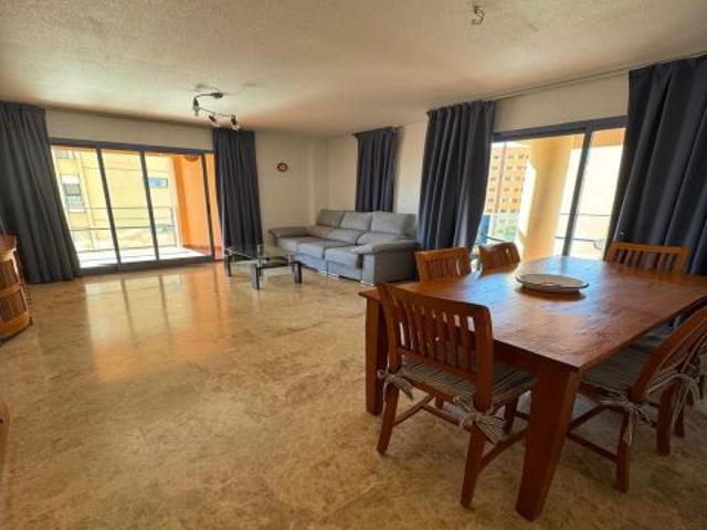 Apartamento con 2 dormitorios y 2 baños en La Cala de Villajoyosa