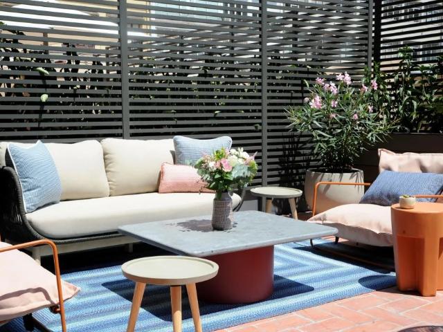 Apartamento con 2 habitaciones con servicios y terraza privada de 48 m² en el distrito del Eixample de Barcelona