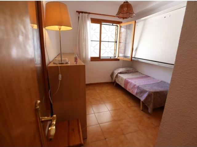 APARTAMENTO CON AMPLIA TERRAZA Y VISTAS AL MAR !