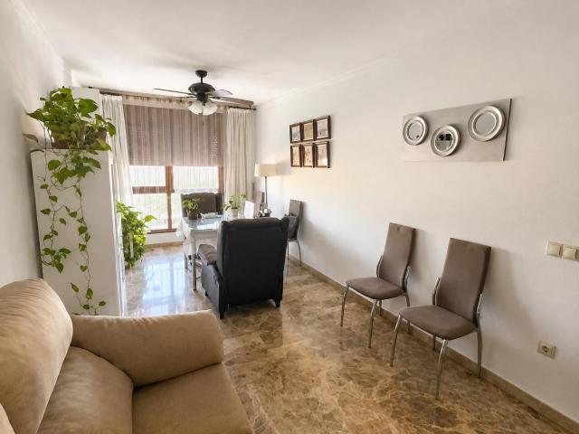Apartamento con Garaje incluido en Ronda del Marrubial