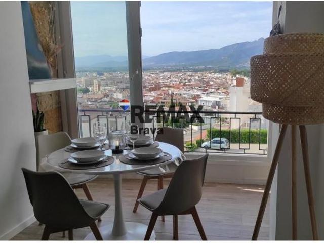 Apartamento con encanto reformado con licencia turística y
