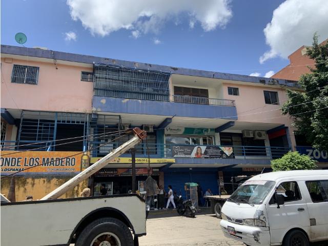 Apartamento con Excelente Ubicación en Pleno Centro La Victoria
