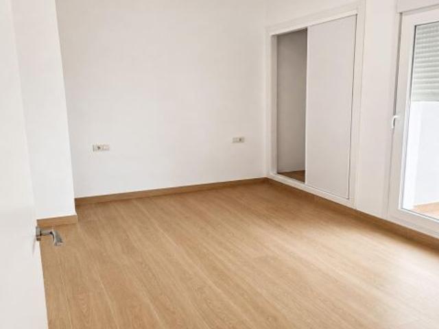 Apartamento con patio en Ronda del Estero – San Fernando