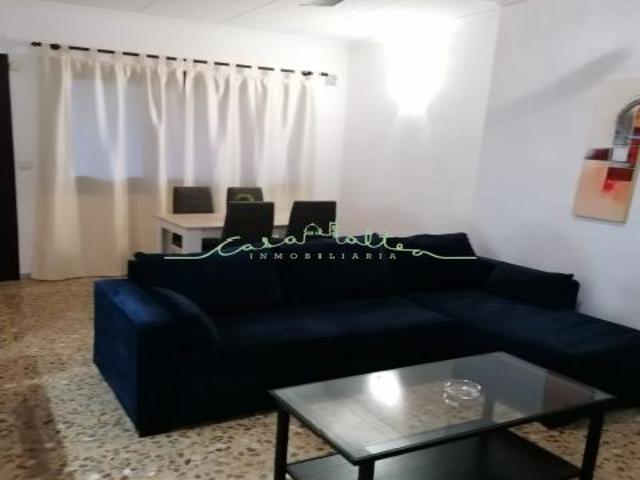 Apartamento con parking y piscina en el campo!