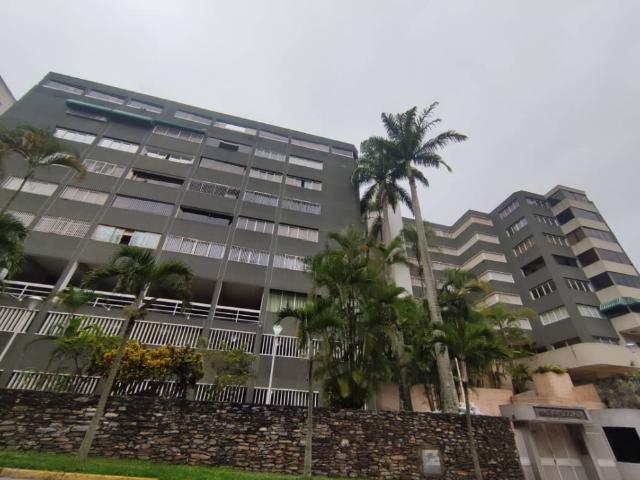 Los Samanes Apartamento en venta con piscina y preciosa vista