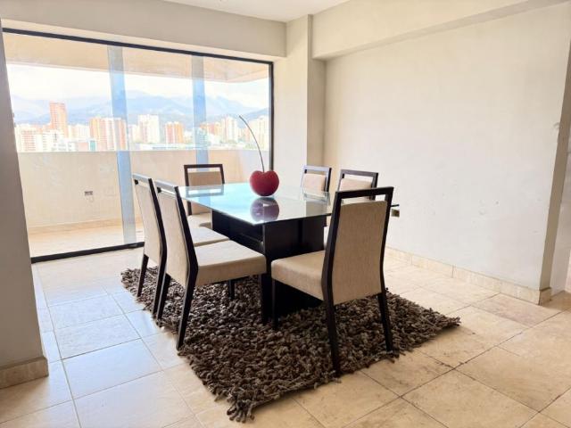Apartamento con Planta Electrica y pozo de Agua