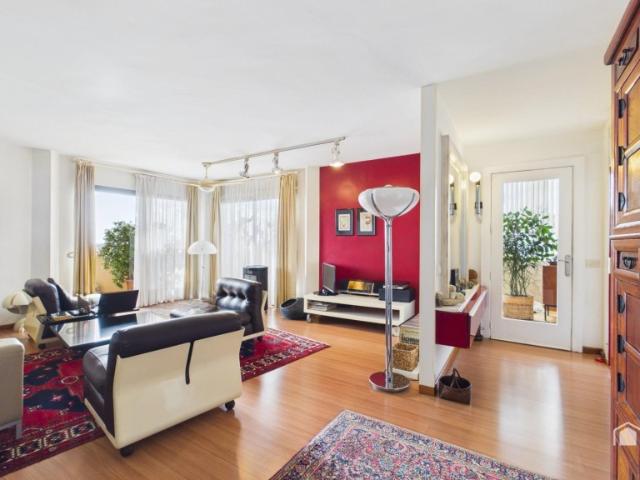 Apartamento con plaza de aparcamiento en Nuda Propiedad Carrer de Son Armadams en Palma