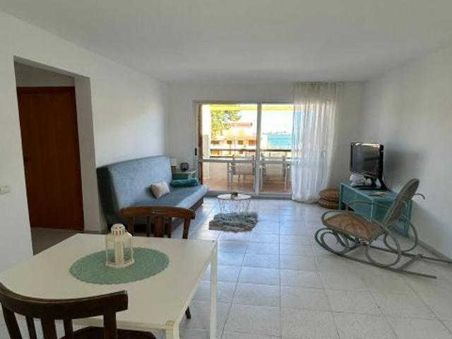 ? Apartamento con terraza y vistas al mar – Alquiler temporal en Alcanar Costa Les Cases d’Alcanar