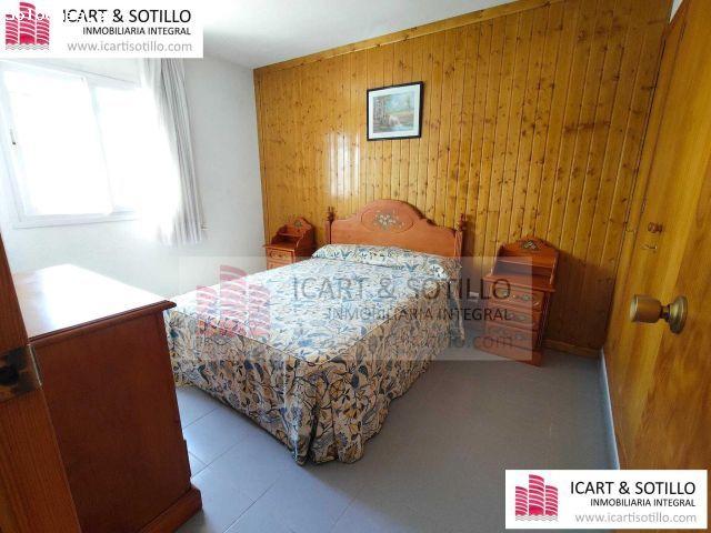 ? Apartamento con terraza privada y garaje a solo 200 metros de la playa en la Costa Sur de Vinaròs