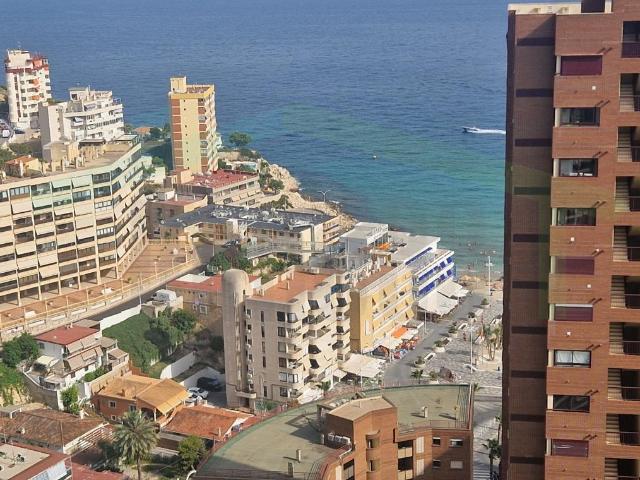 Apartamento con urbanización vistas piscina, cala de Villajoyosa
