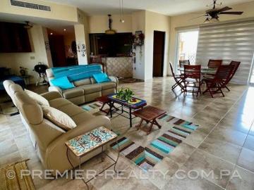 APARTAMENTO CON VISTA AL GOLF Y MAR
