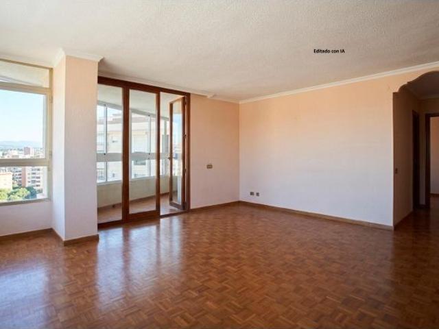 Apartamento con vistas a las montañas en Alicante Vistahermosa