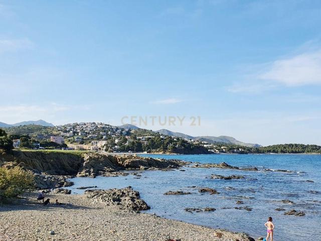 Apartamento con vistas al mar, terraza y garaje en la Argilera, Llançà