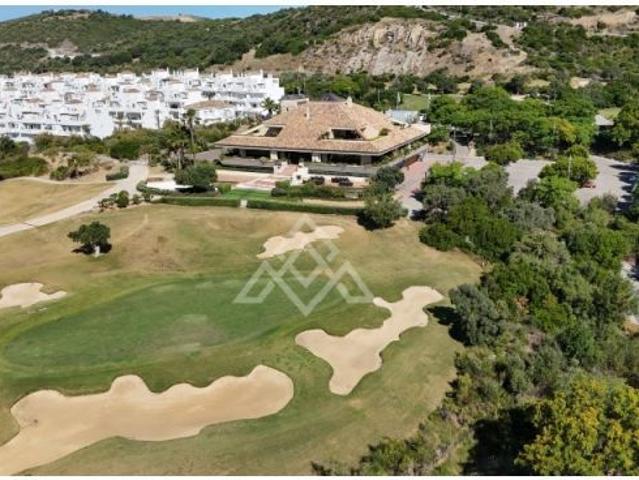 Apartamento con vistas al mar y golf en Valle Romano Resort, Estepona