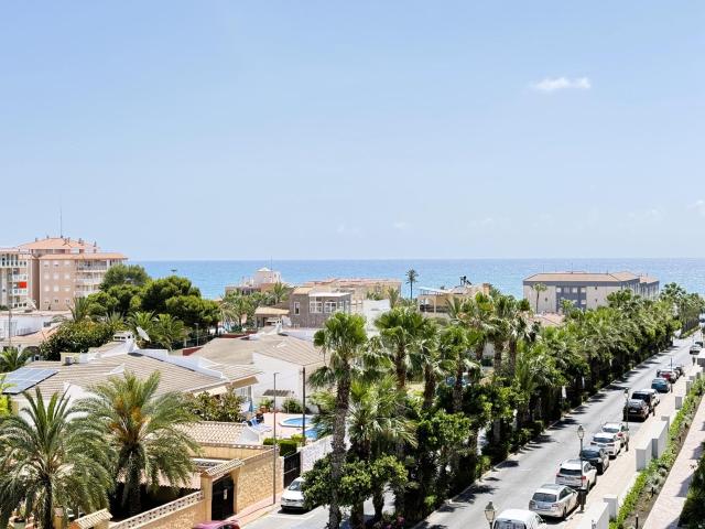 Apartamento con vistas al mar en Punta Prima, La Entrada