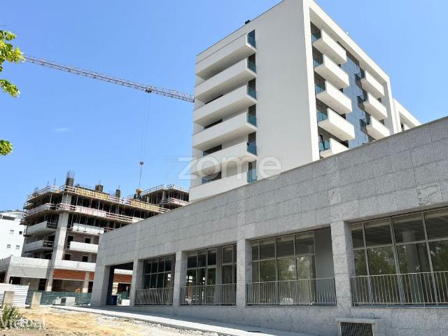 Apartamento Cobertura Duplex T1+1 Junto ao Palcio do Gelo