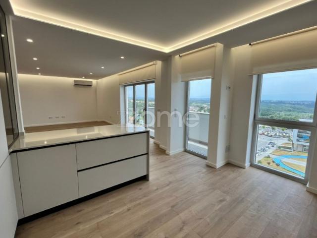 Apartamento Cobertura Duplex T2+2 Com Terraço Junto Palácio do Gelo